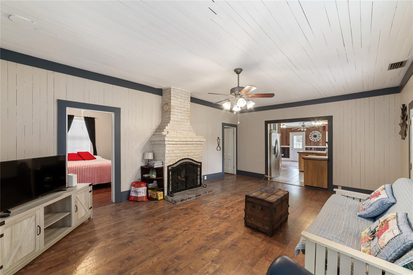 ACREAGE & UNREC - Residential