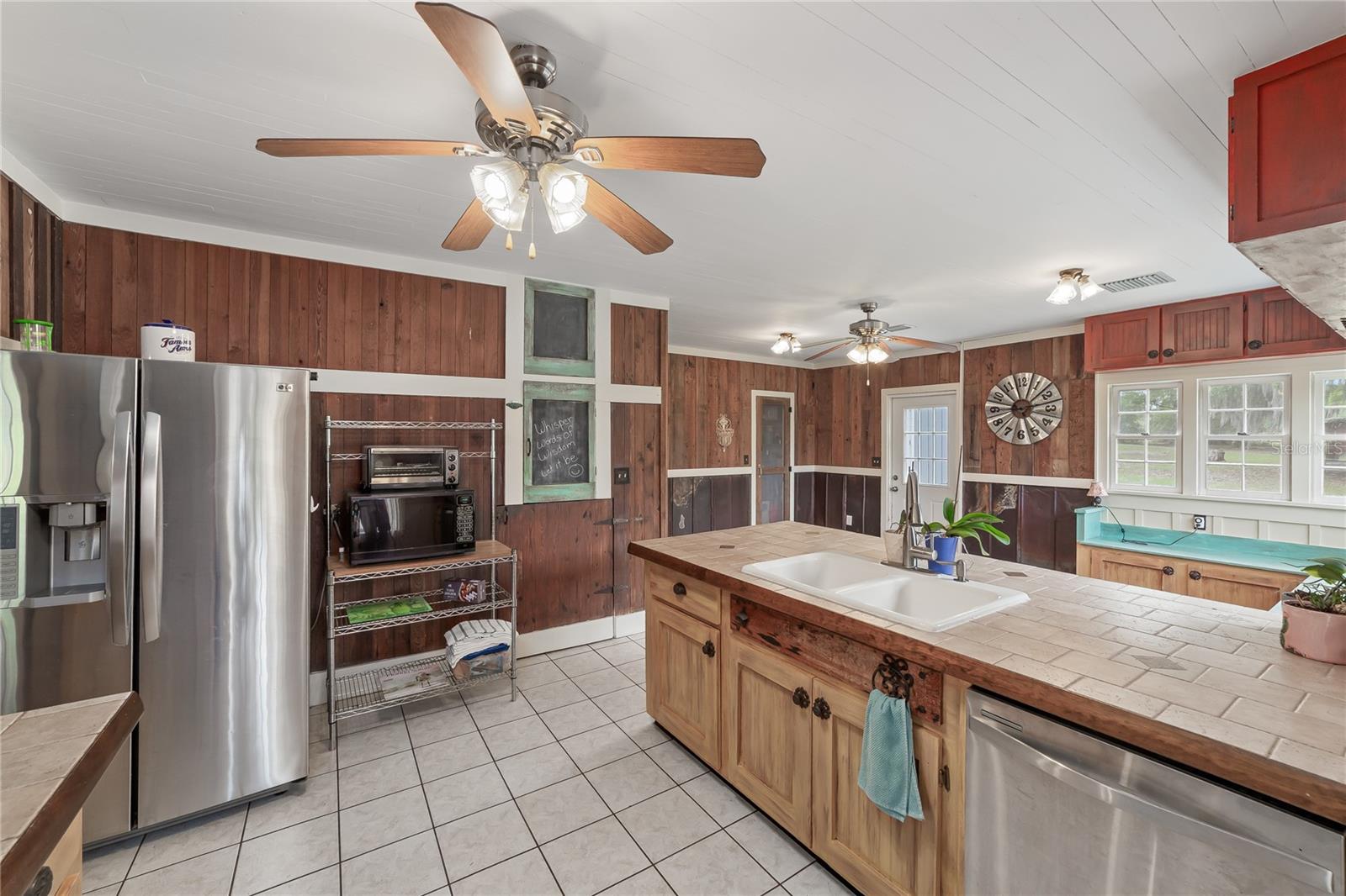 ACREAGE & UNREC - Residential