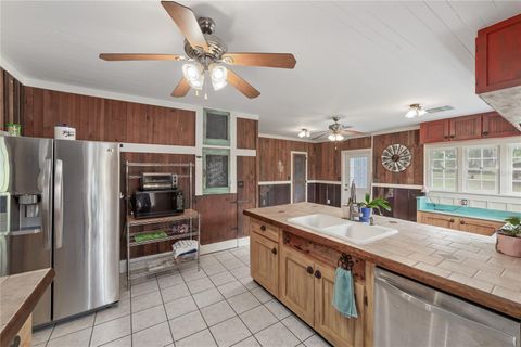 Tiny photo for 1905 Myrtle Lake Avenue, Fruitland Park, FL 34731 (MLS # G5109617)