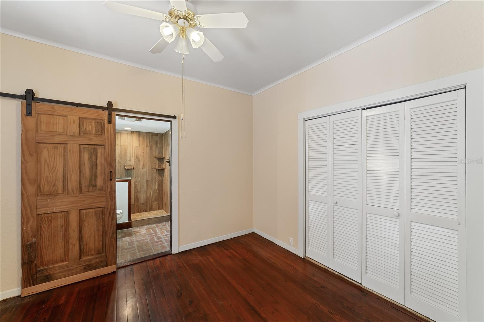 ACREAGE & UNREC - Residential