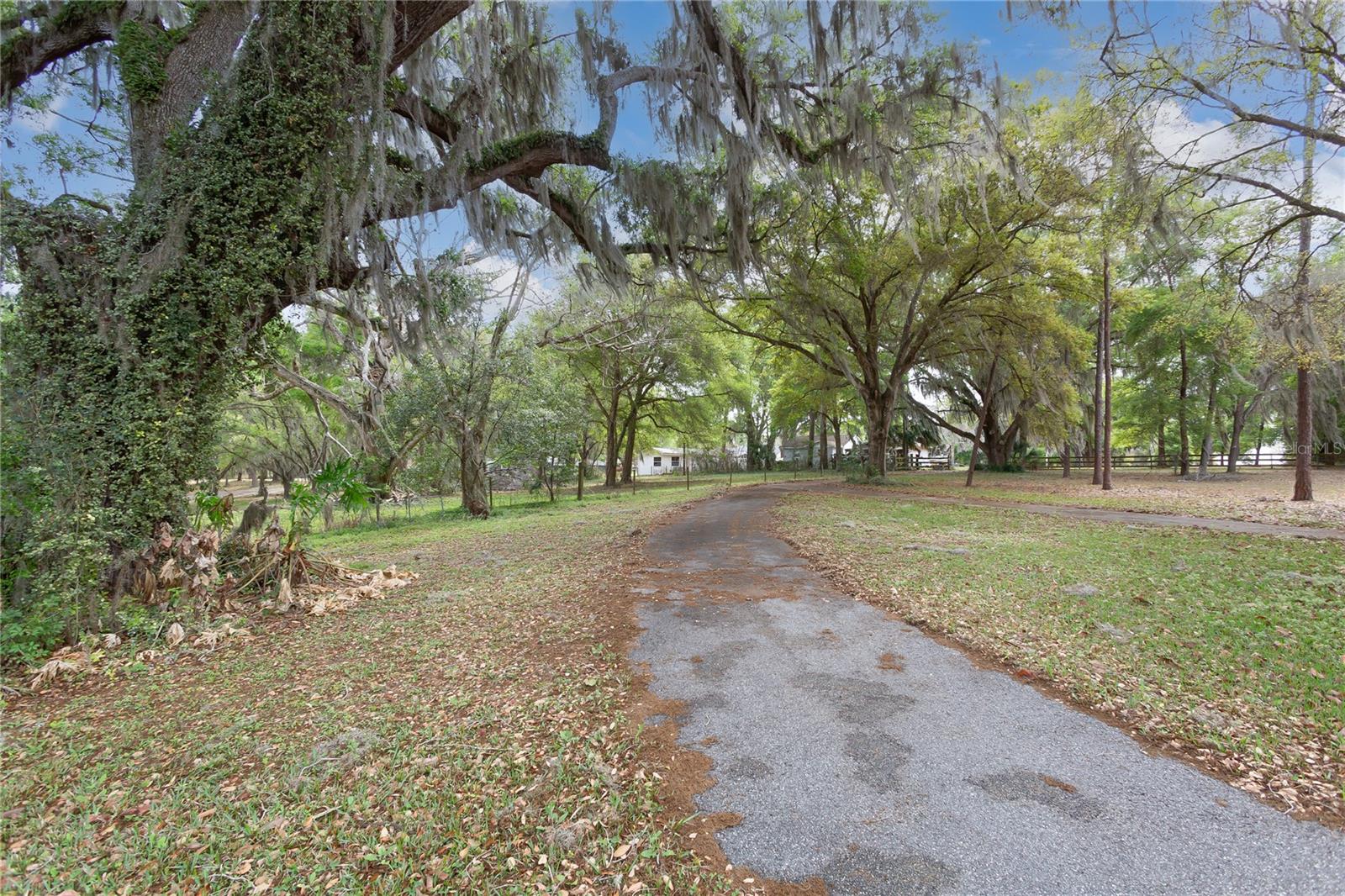 ACREAGE & UNREC - Residential