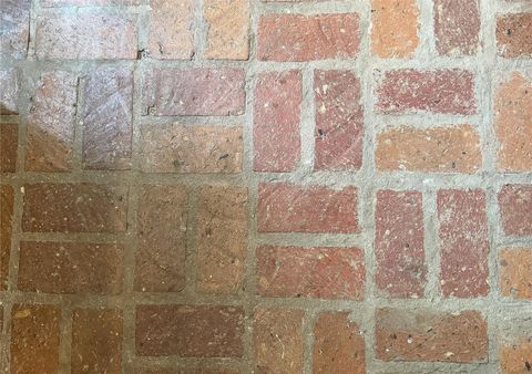 Tiny photo for 1905 Myrtle Lake Avenue, Fruitland Park, FL 34731 (MLS # G5109617)