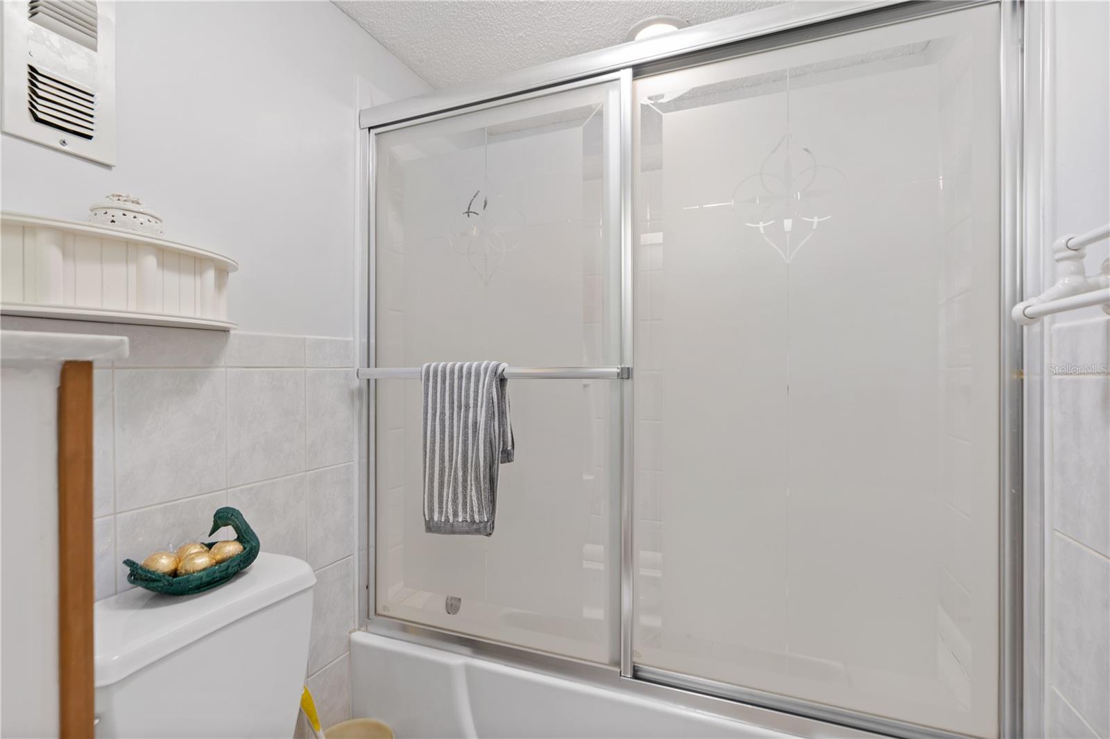 TREASURE ISLAND TENNIS & YACHT CLUB - Residential