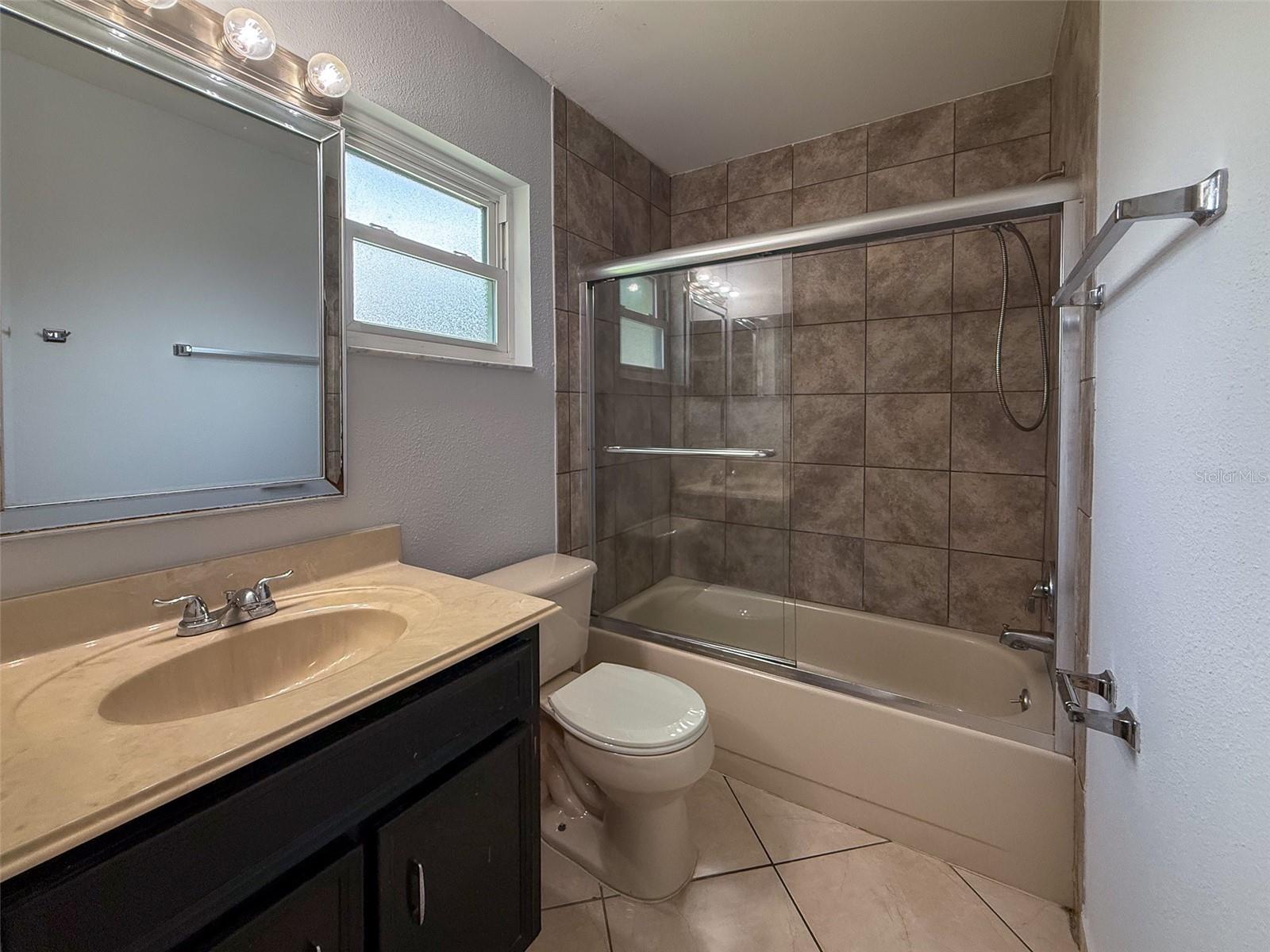 HEATHER OAKS UNIT 4 - Residential