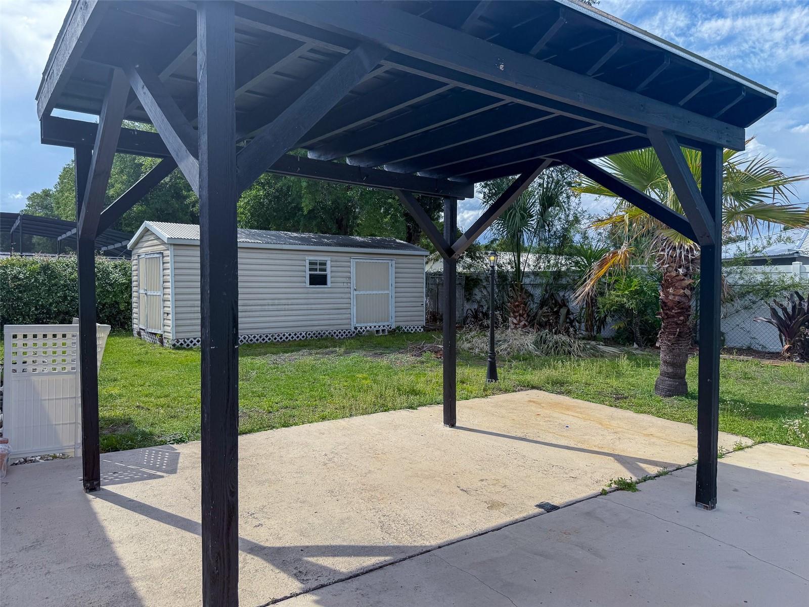 HEATHER OAKS UNIT 4 - Residential