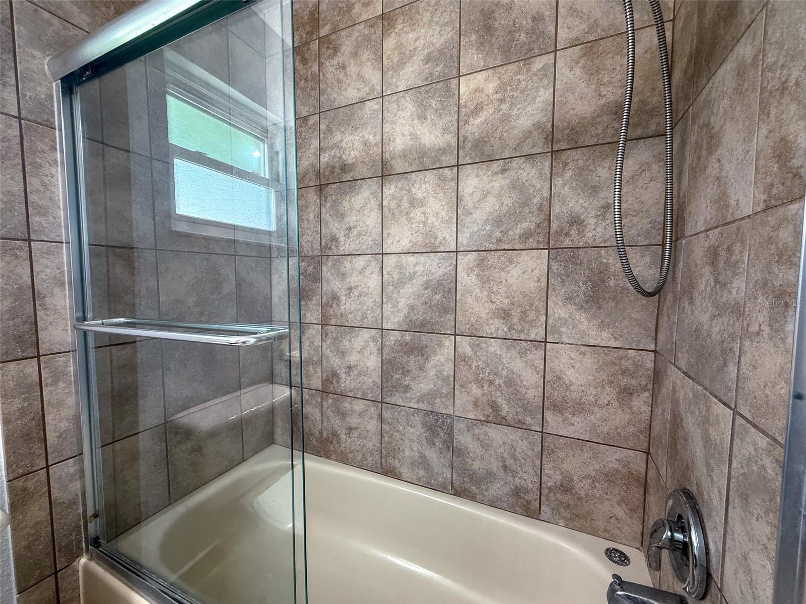 HEATHER OAKS UNIT 4 - Residential