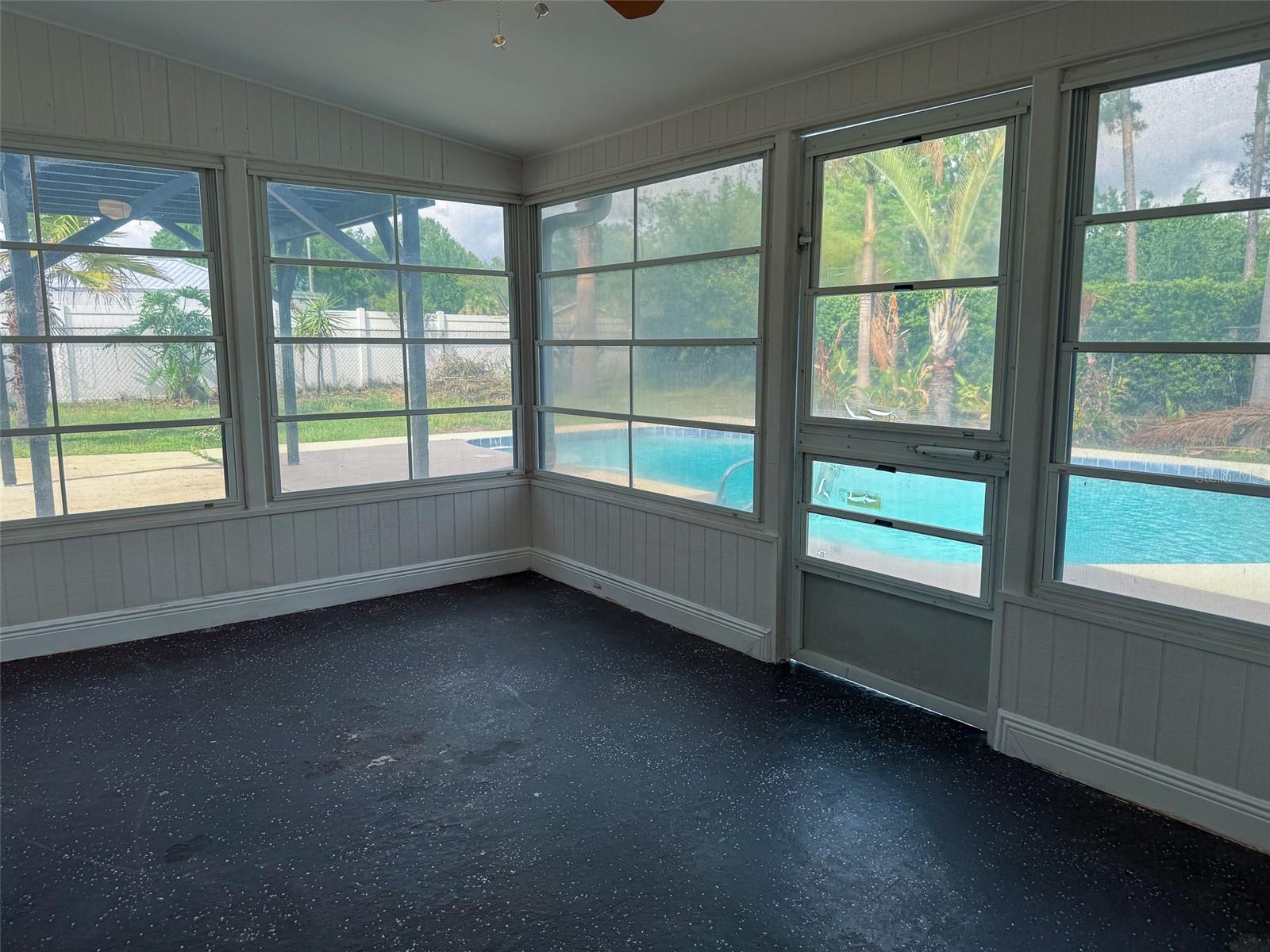 HEATHER OAKS UNIT 4 - Residential