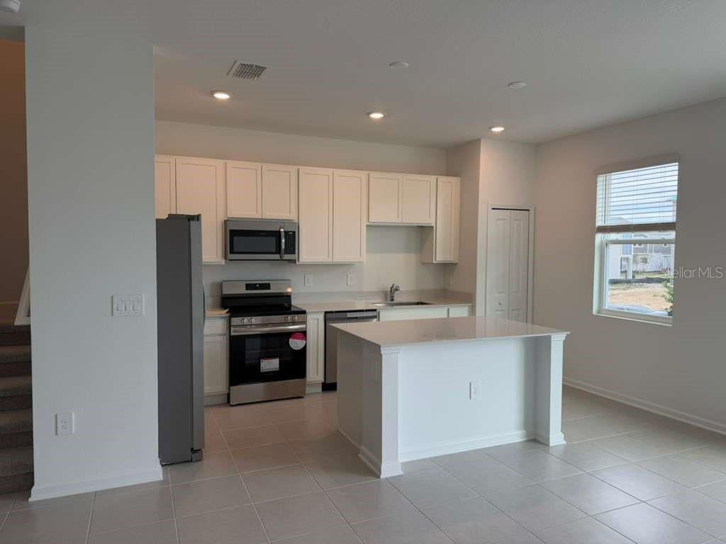 WELLNESS RDG PH 3 - Residential Lease