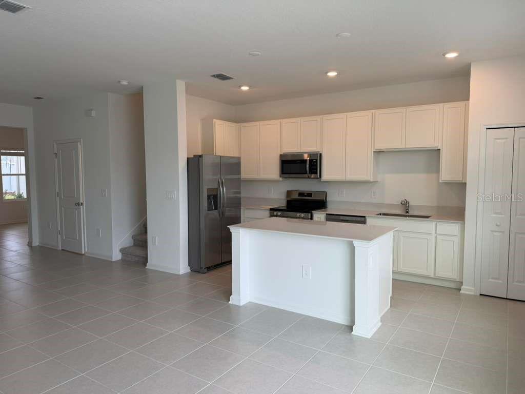 WELLNESS RDG PH 3 - Residential Lease