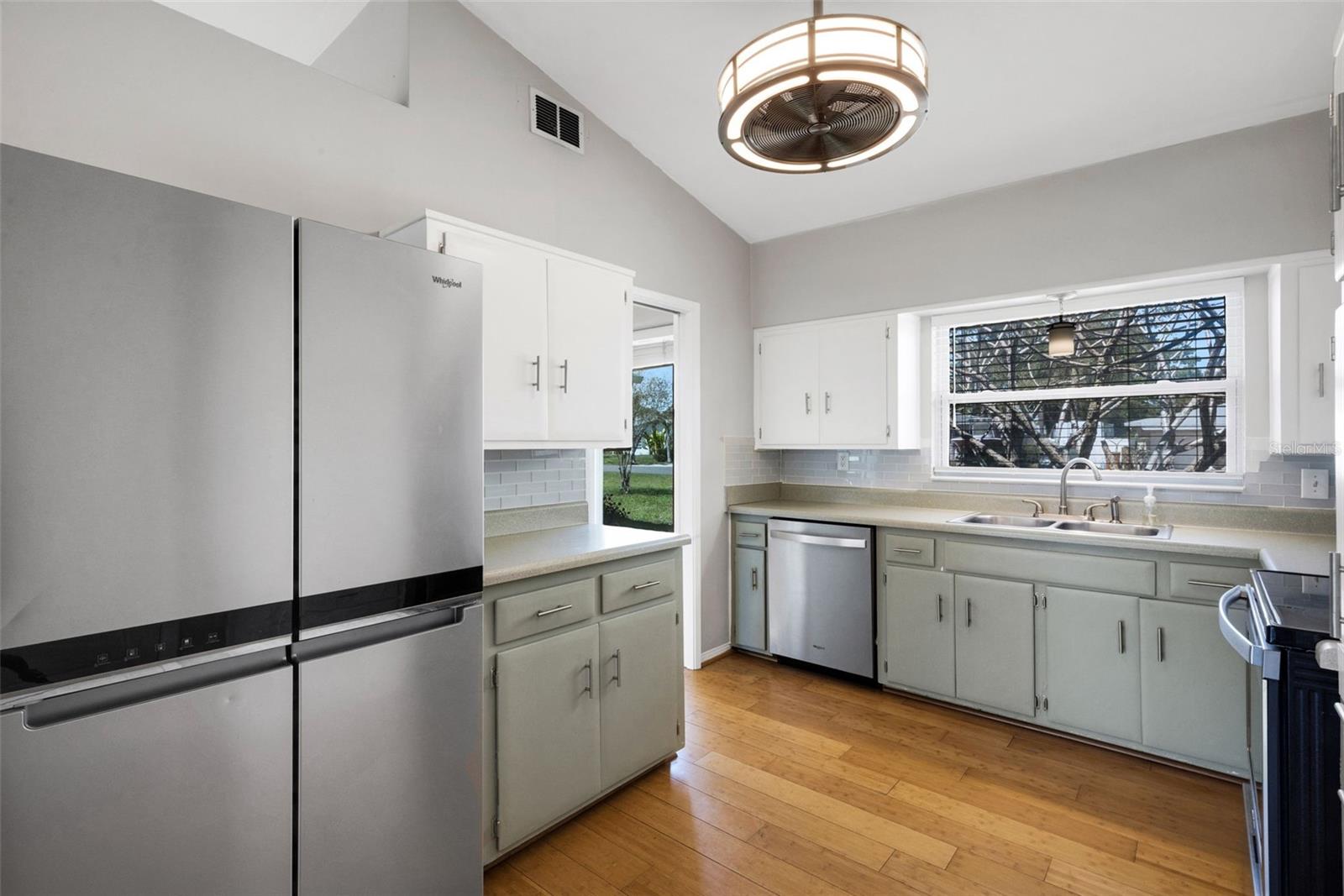 RIDGEWOOD 1ST ADD - Residential