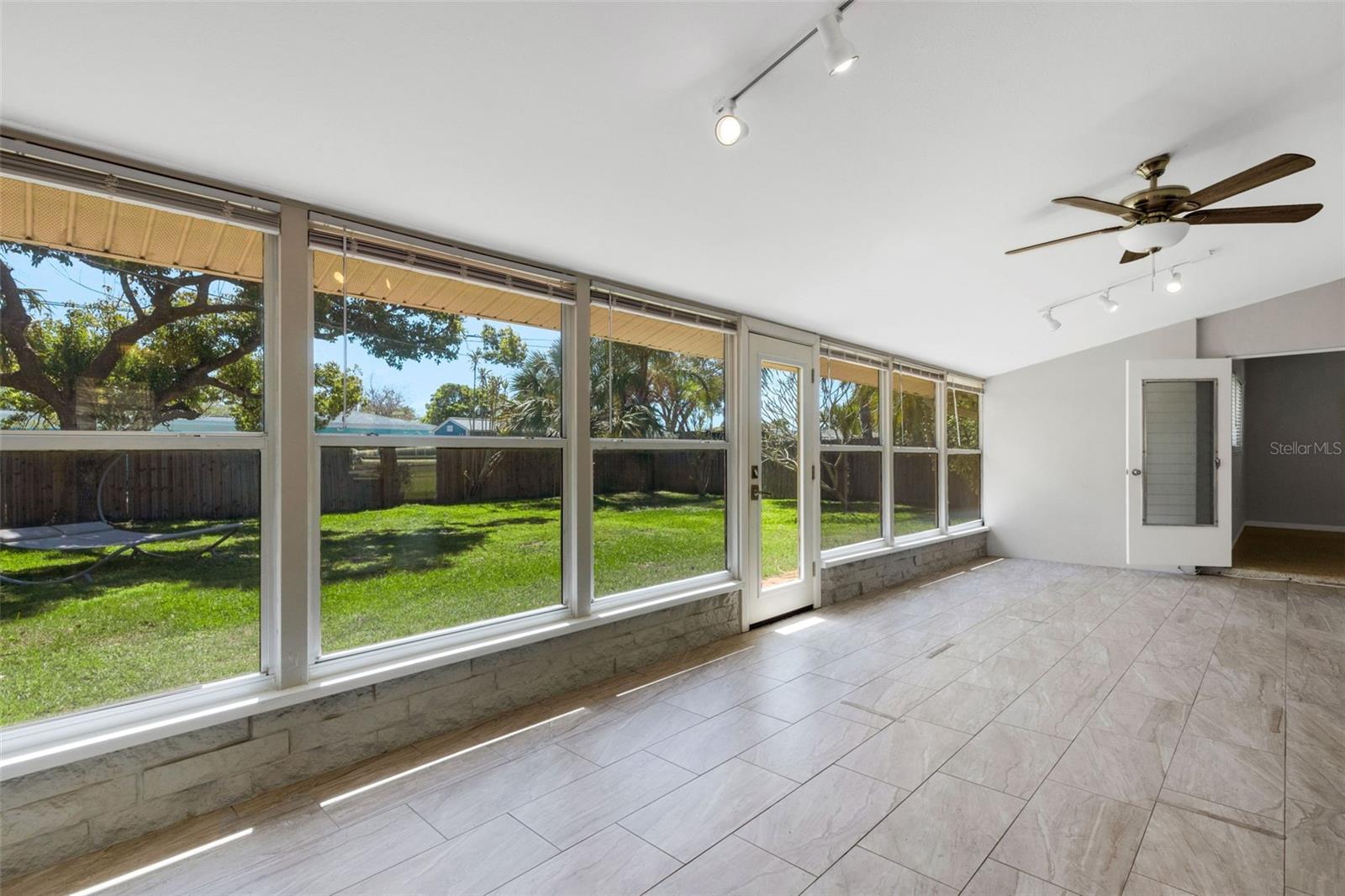 RIDGEWOOD 1ST ADD - Residential