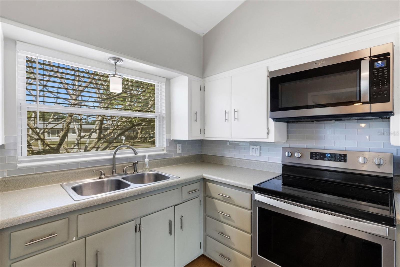 RIDGEWOOD 1ST ADD - Residential