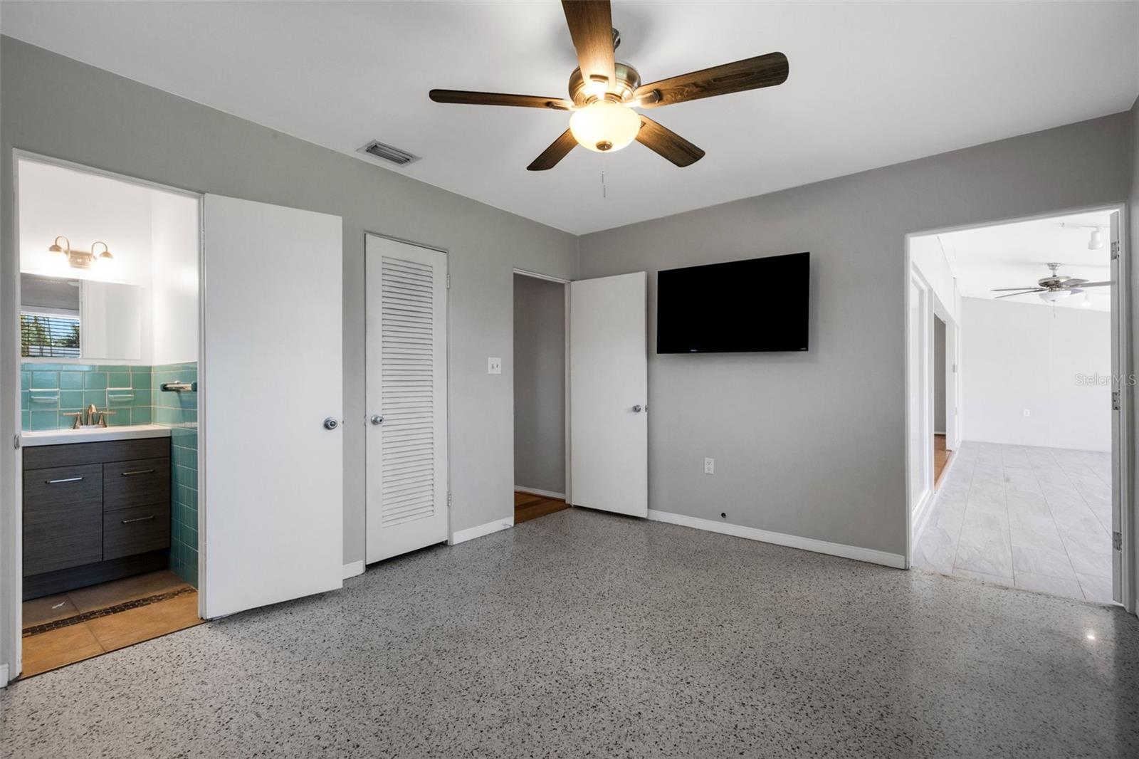 RIDGEWOOD 1ST ADD - Residential