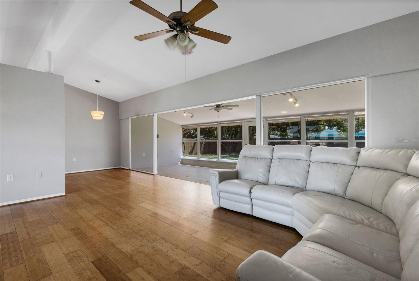 RIDGEWOOD 1ST ADD - Residential