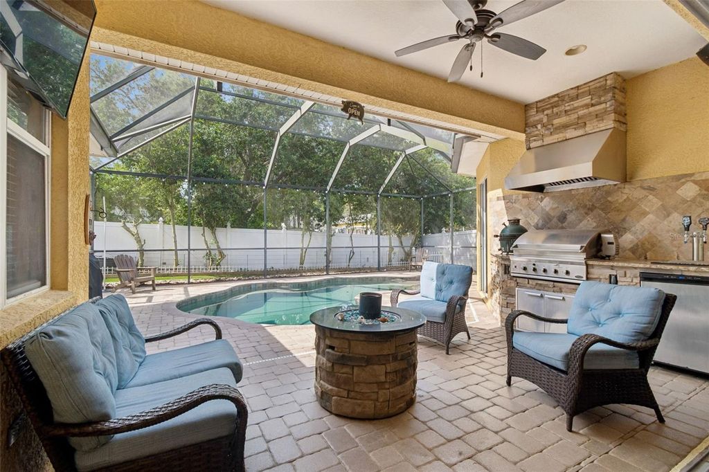 Photo of 360 Liam Avenue, Tarpon Springs, FL 34689 (MLS # TB8499183)