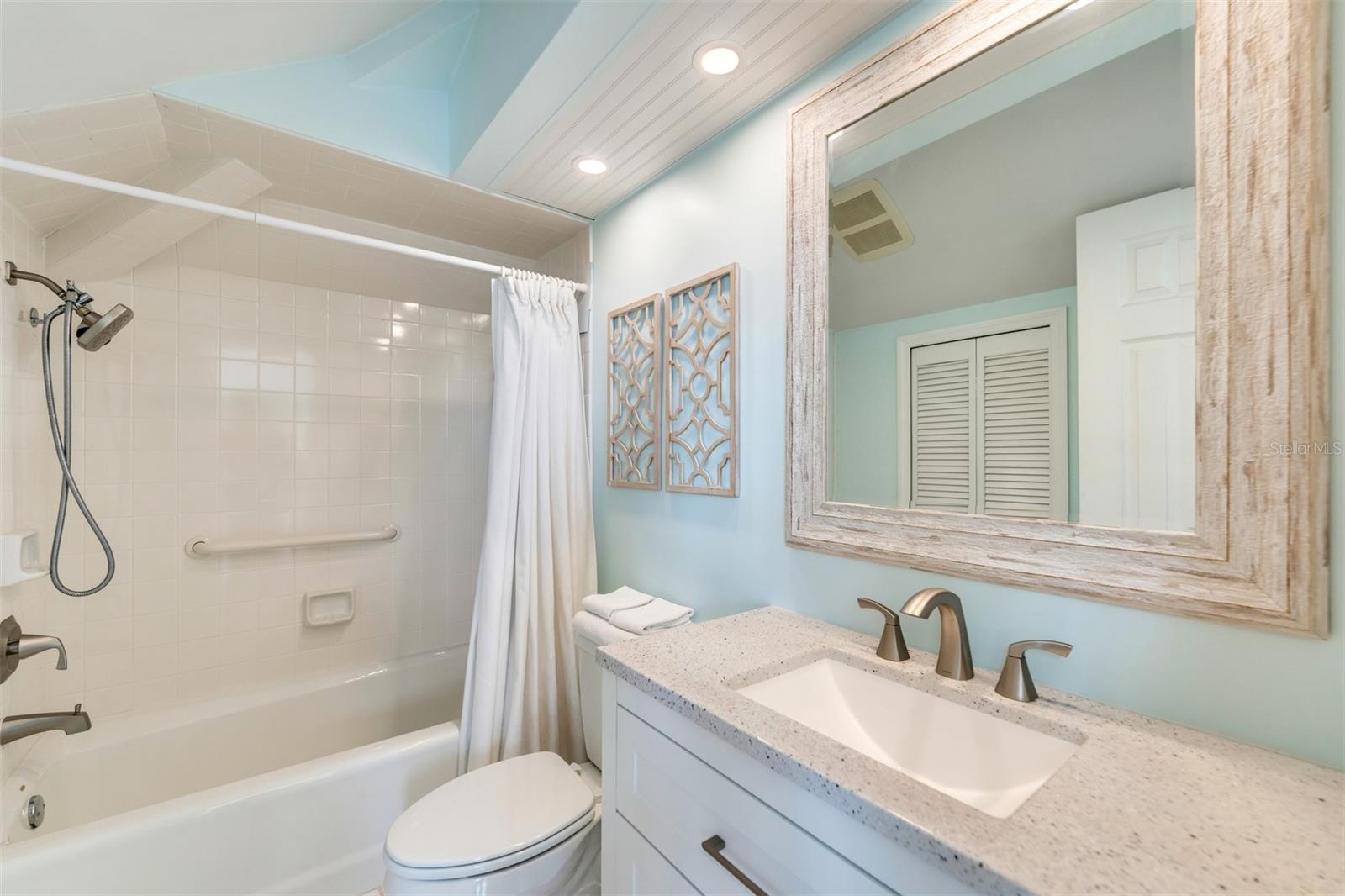 USEPPA ISLAND PH II - Residential