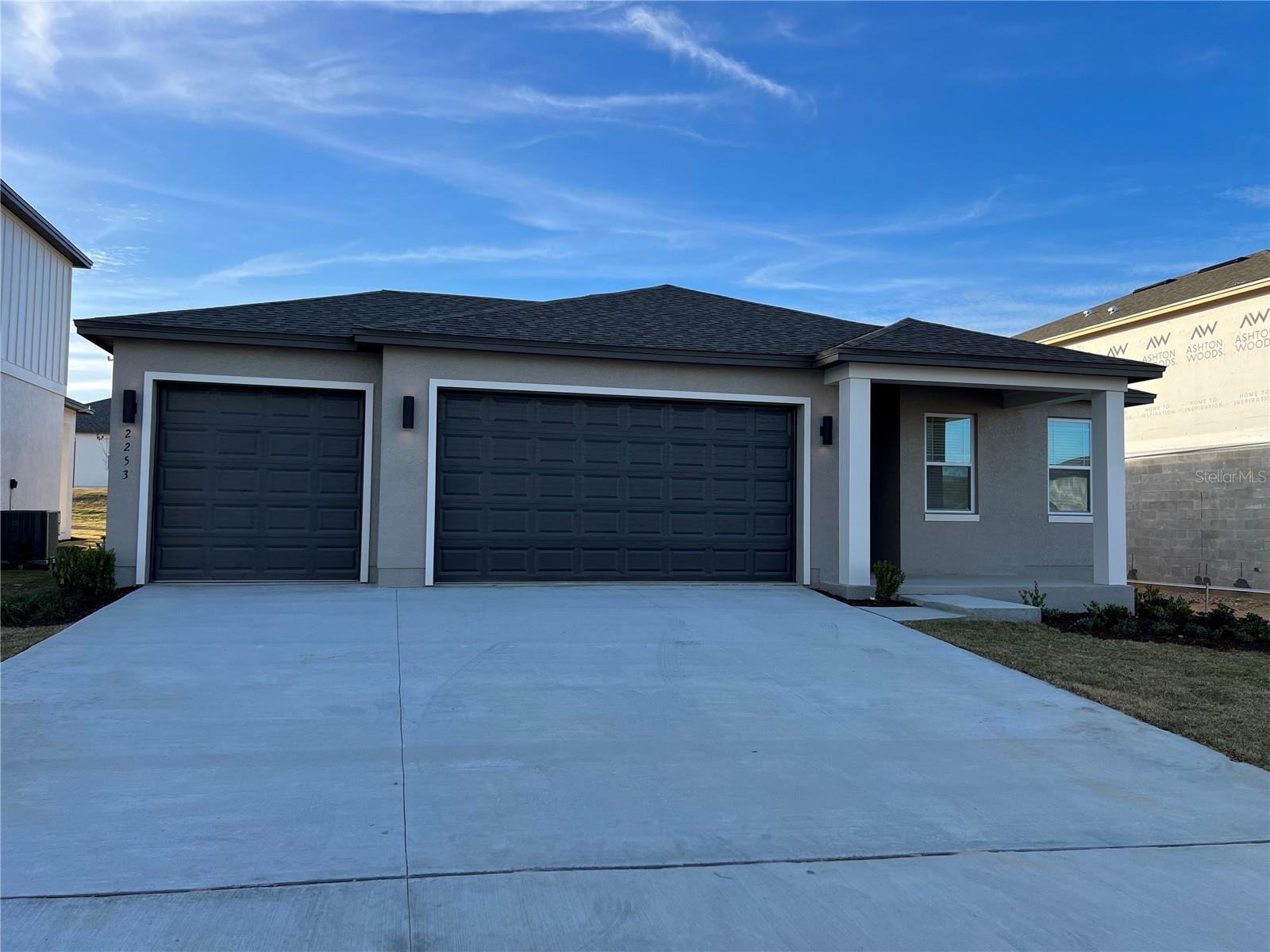 HILLS OF MINNEOLA - Residential Lease