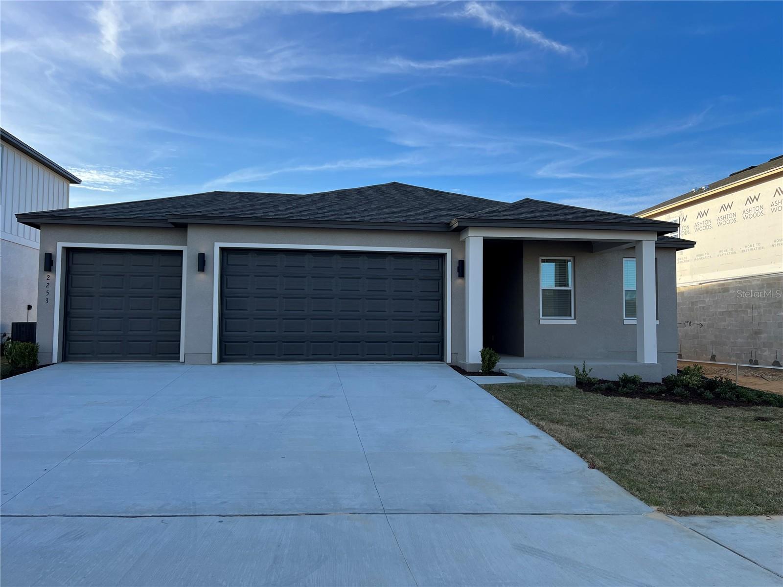 HILLS OF MINNEOLA - Residential Lease