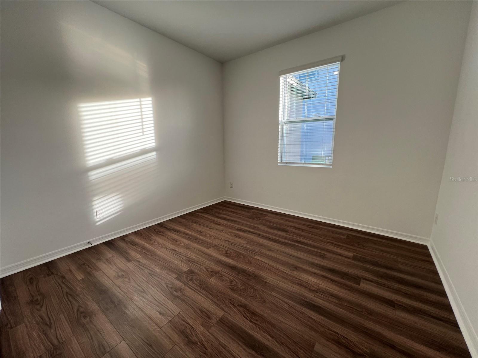 HILLS OF MINNEOLA - Residential Lease