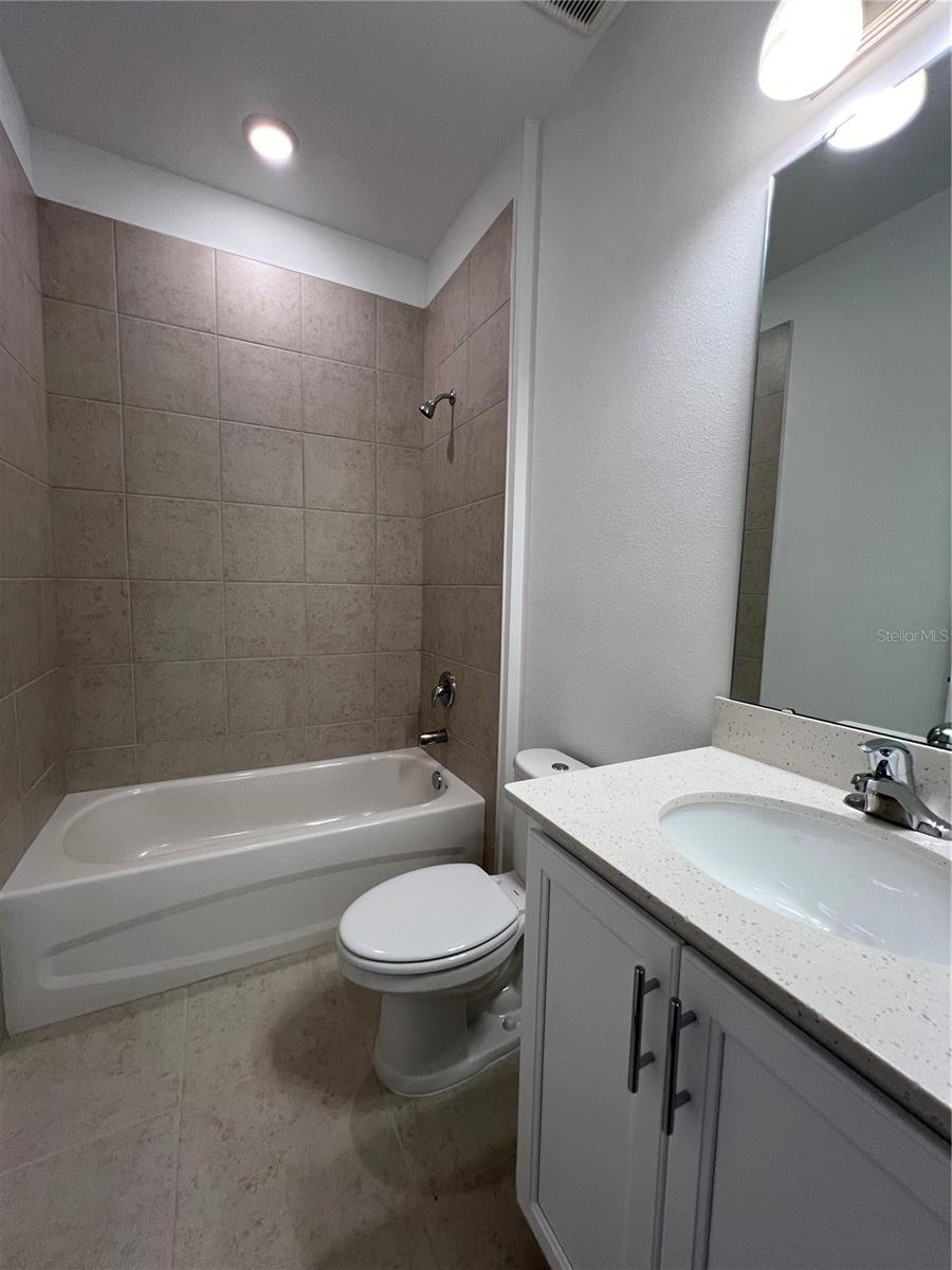 HILLS OF MINNEOLA - Residential Lease