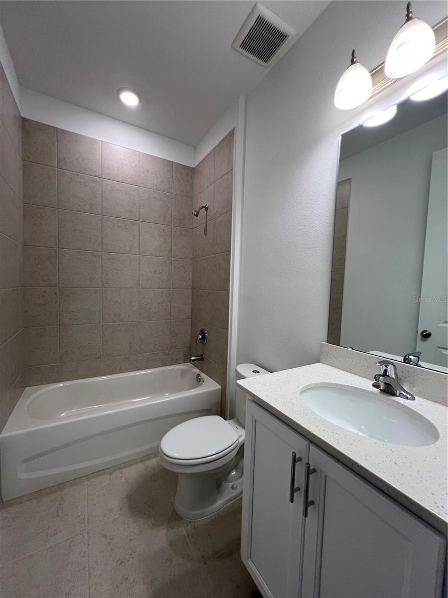 HILLS OF MINNEOLA - Residential Lease