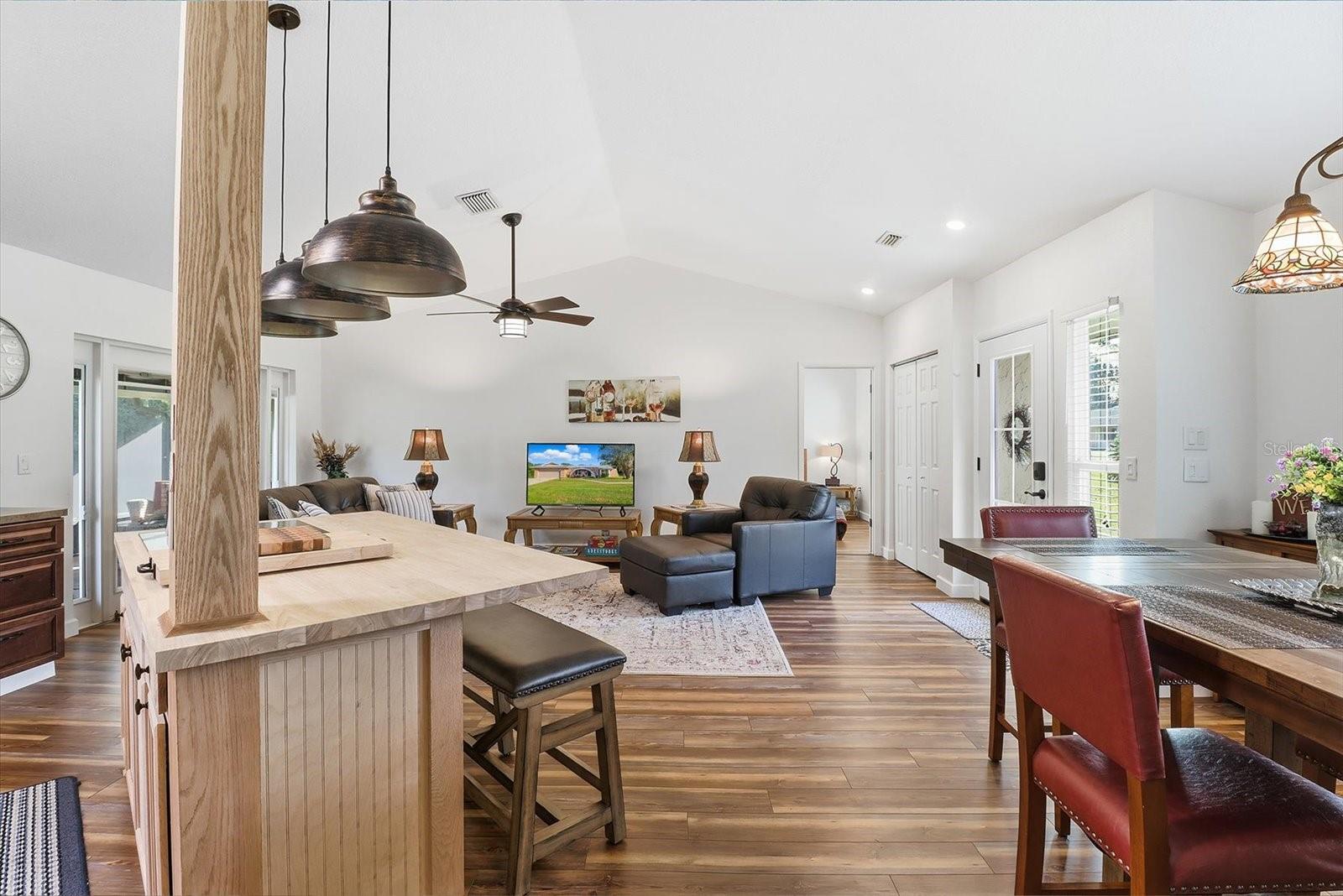 BRIARWOOD - Residential