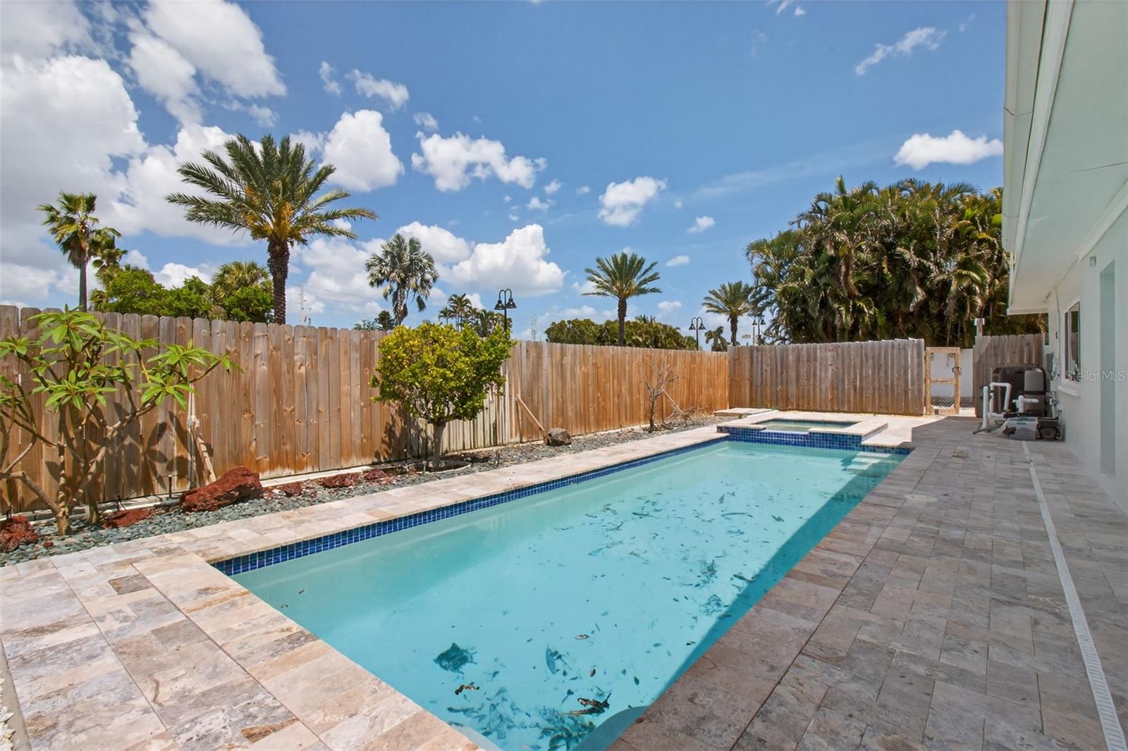 SOUTH CSWY ISLE SUB - Residential