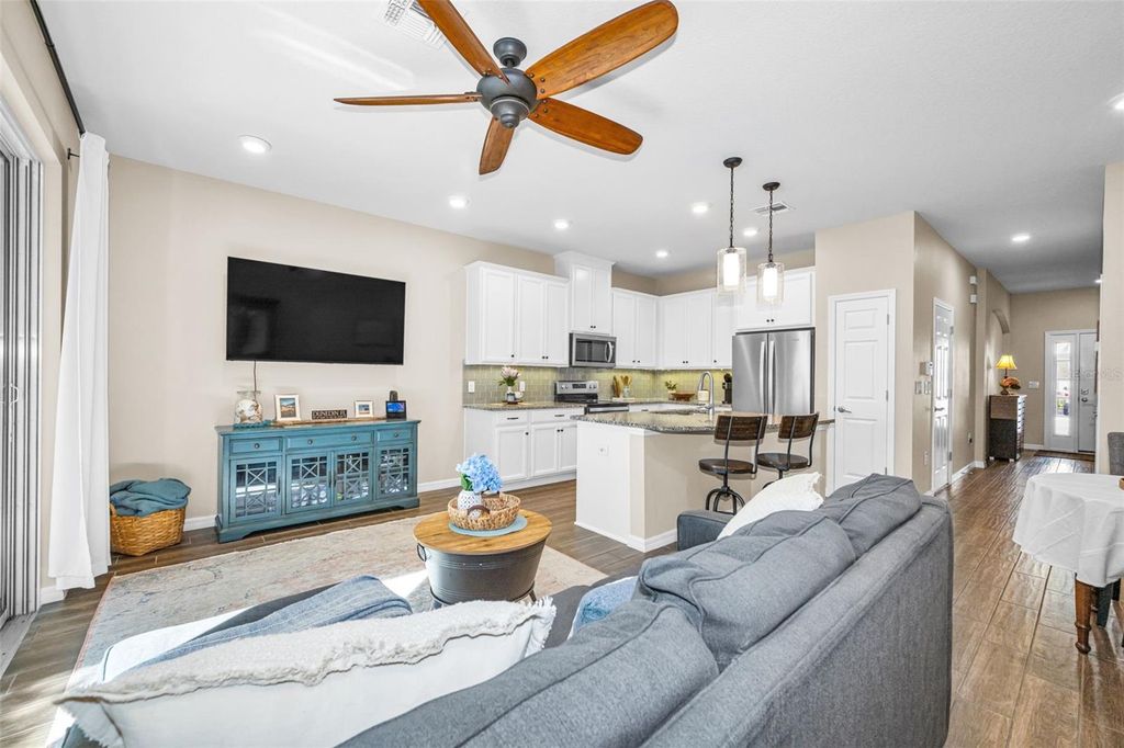 Photo of 1220 Sunset Lane, Dunedin, FL 34698 (MLS # TB8474136)