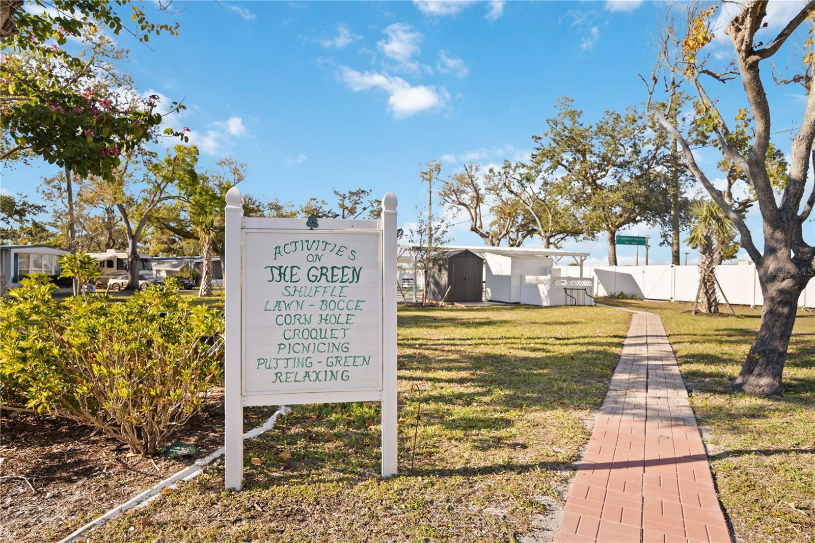 OAK GROVE - Residential