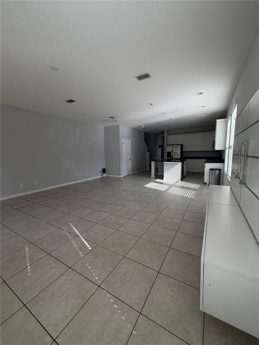 11400 CENTER LAKE DRIVE
