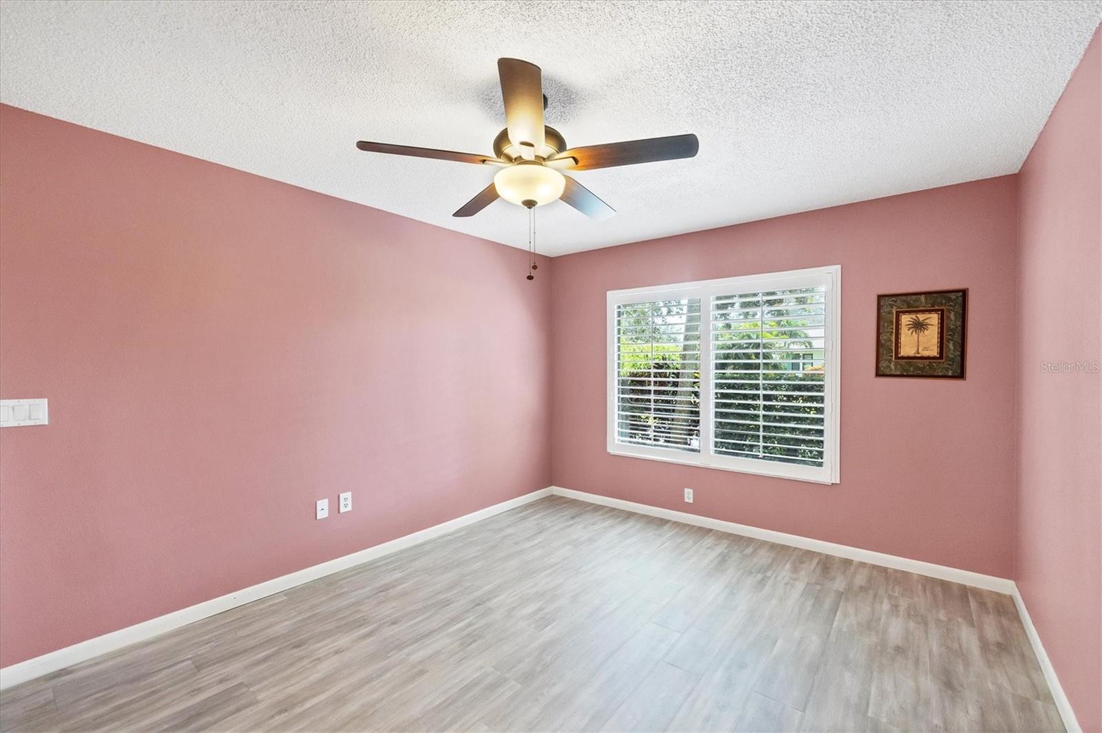 COUNTRY VILLAGE - Residential