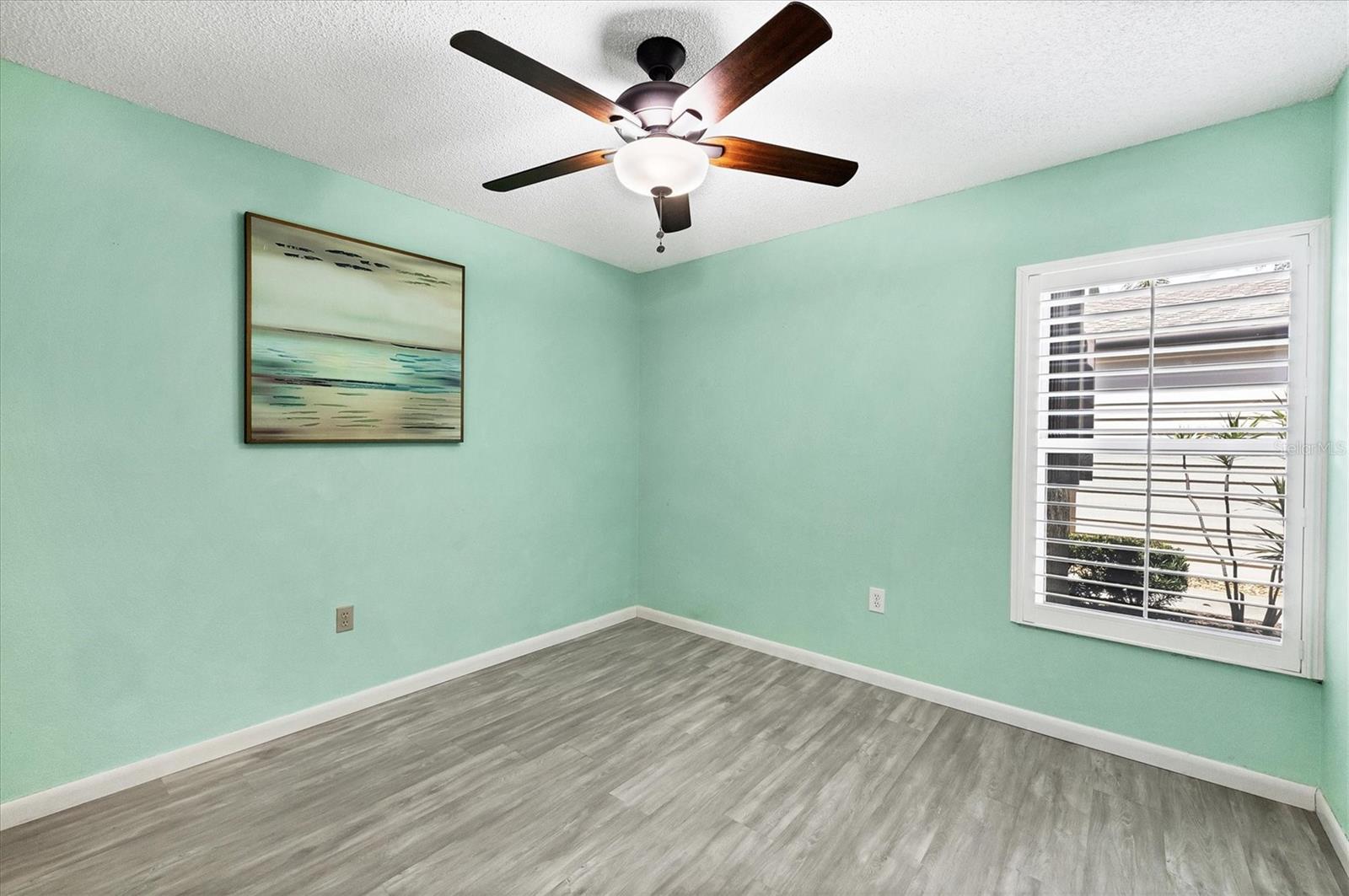 COUNTRY VILLAGE - Residential