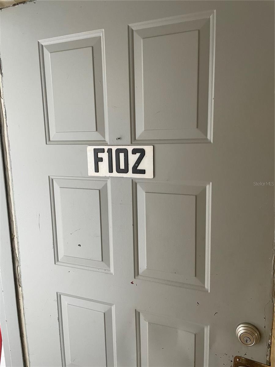 584 FAIRWAYS LANE F102