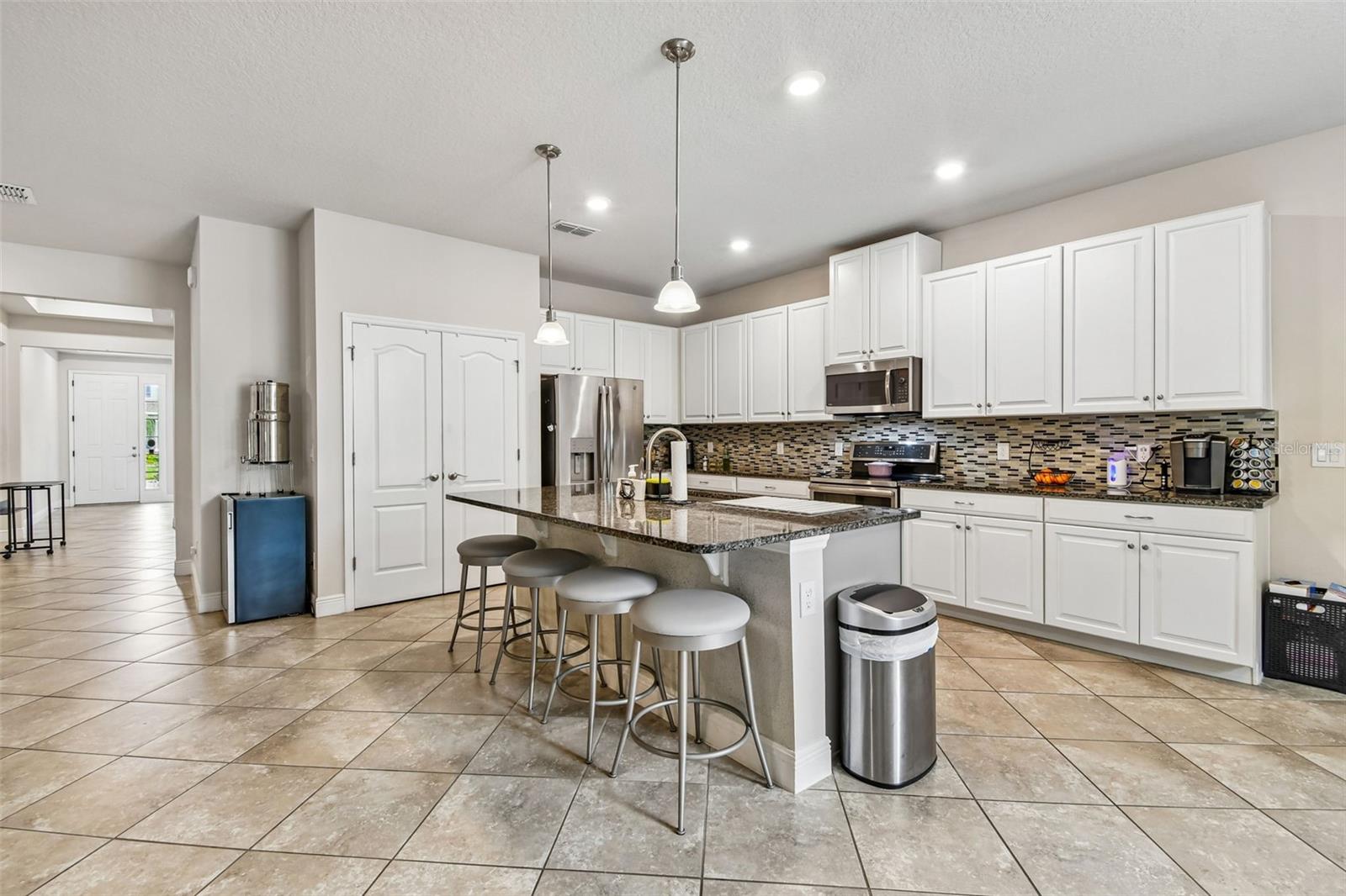 3758 HANWORTH LOOP