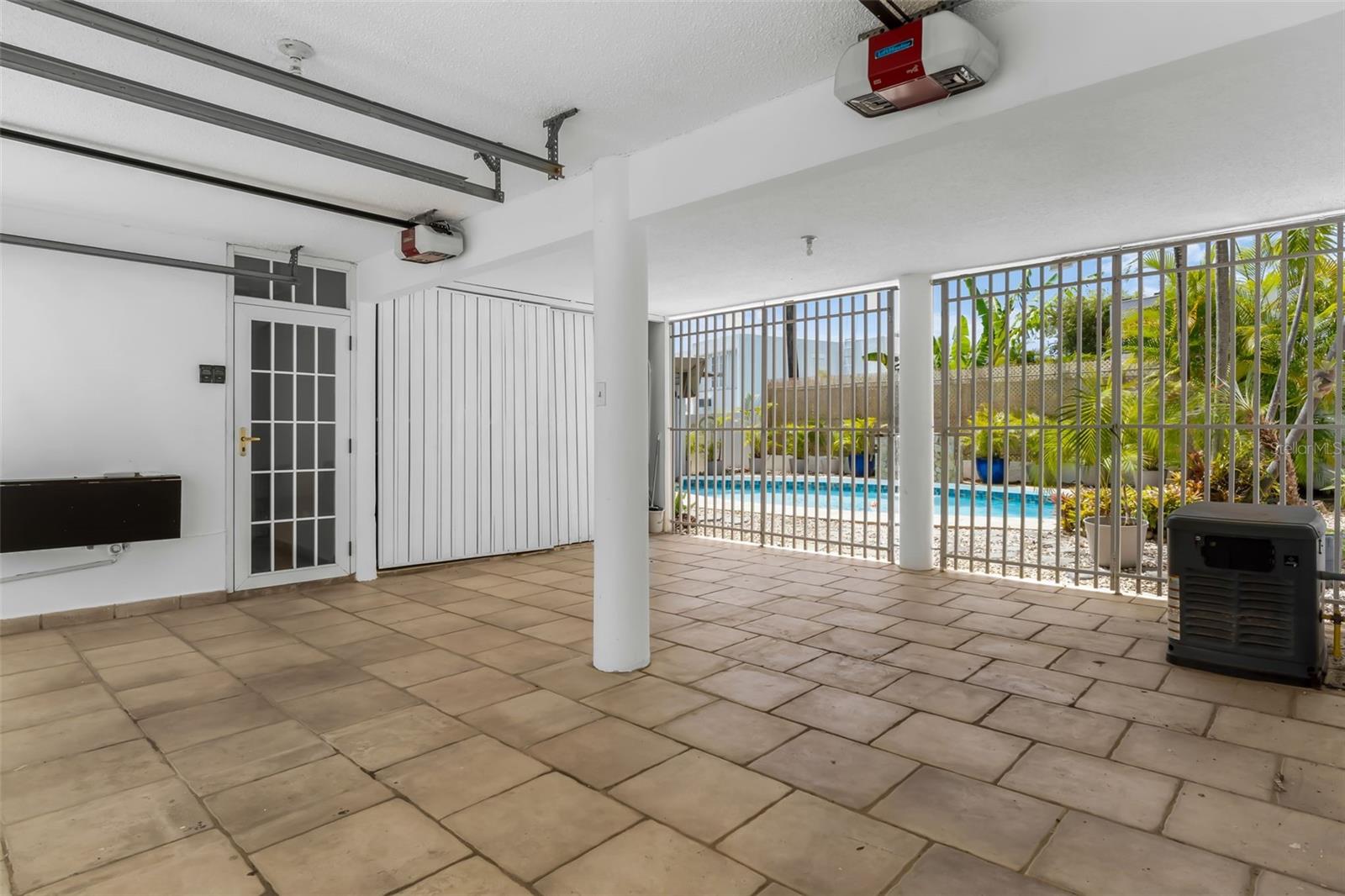 EXT. ALTURAS DE SAN PATRICIO - Residential Lease