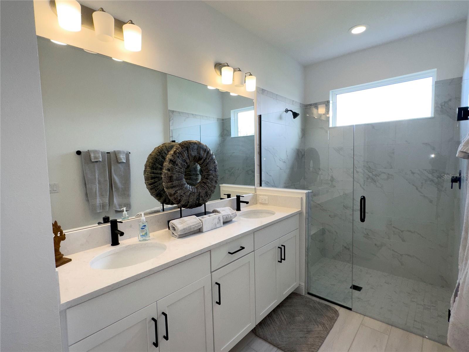 SWEETWATER VILLAS OF LAKEWOOD RANCH - Residential Lease