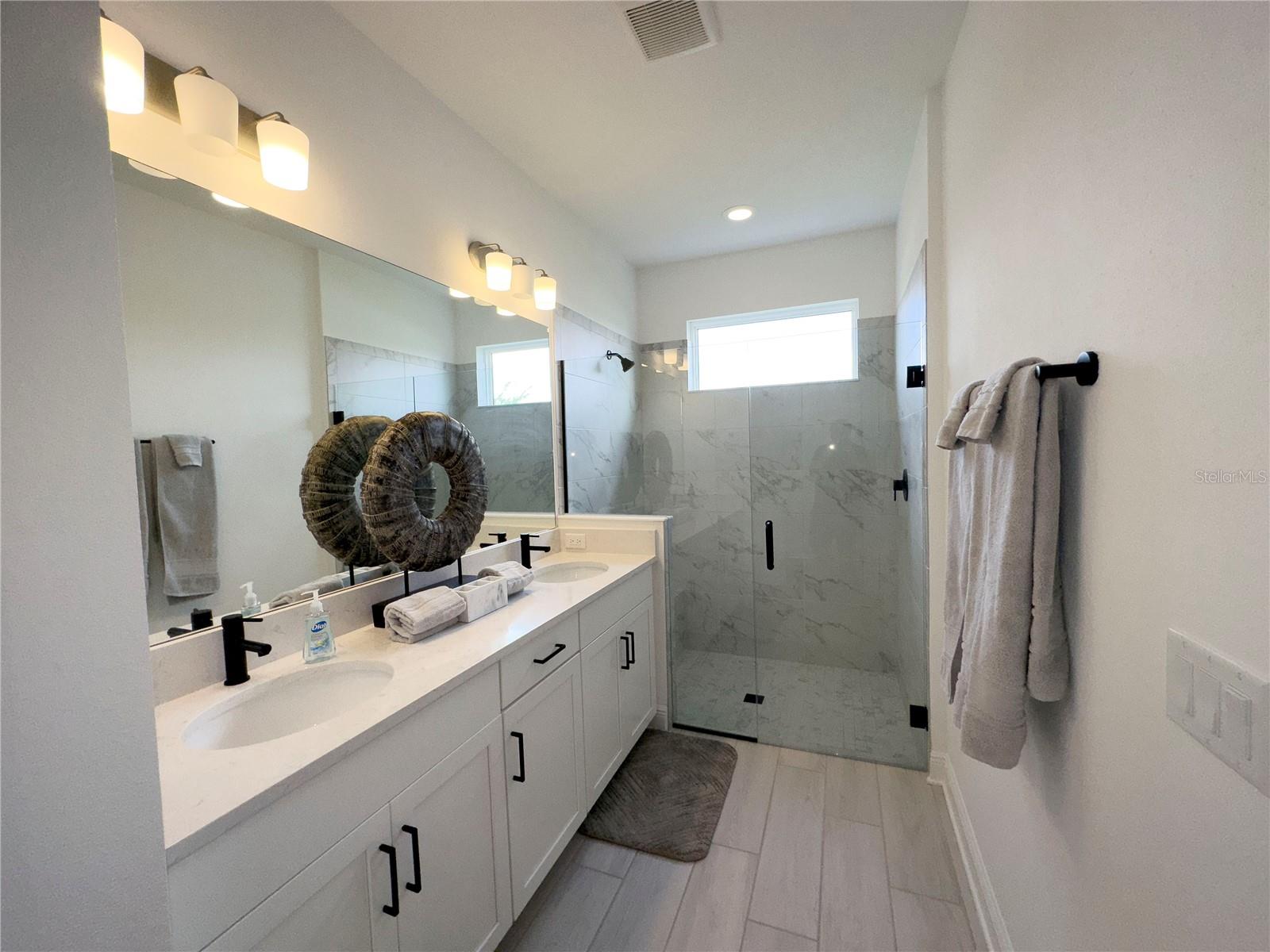 SWEETWATER VILLAS OF LAKEWOOD RANCH - Residential Lease