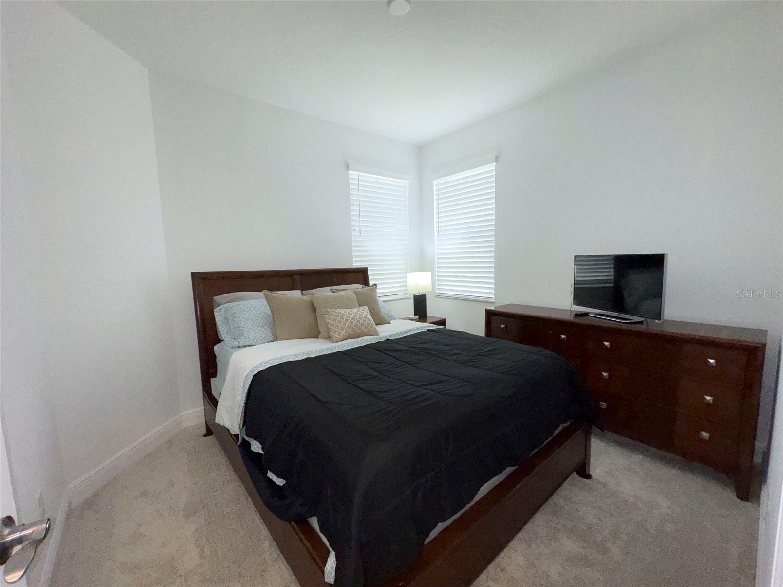 SWEETWATER VILLAS OF LAKEWOOD RANCH - Residential Lease