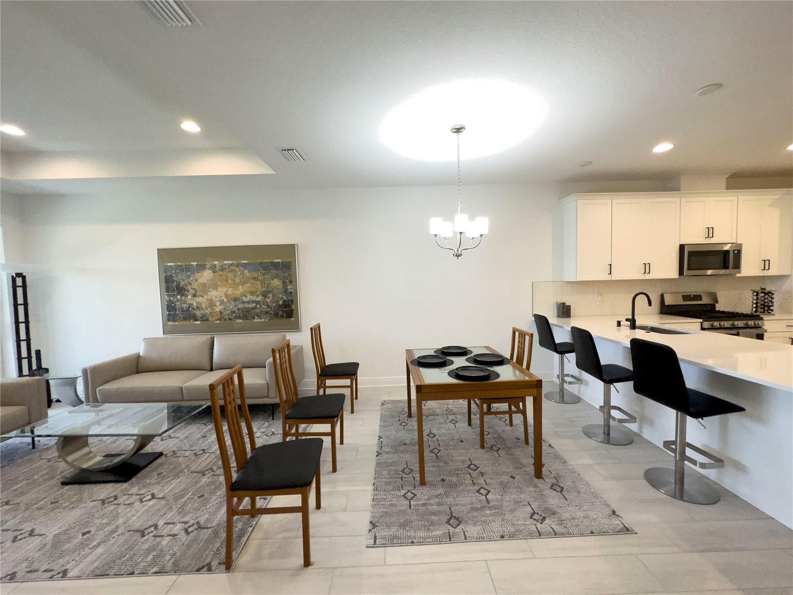 SWEETWATER VILLAS OF LAKEWOOD RANCH - Residential Lease