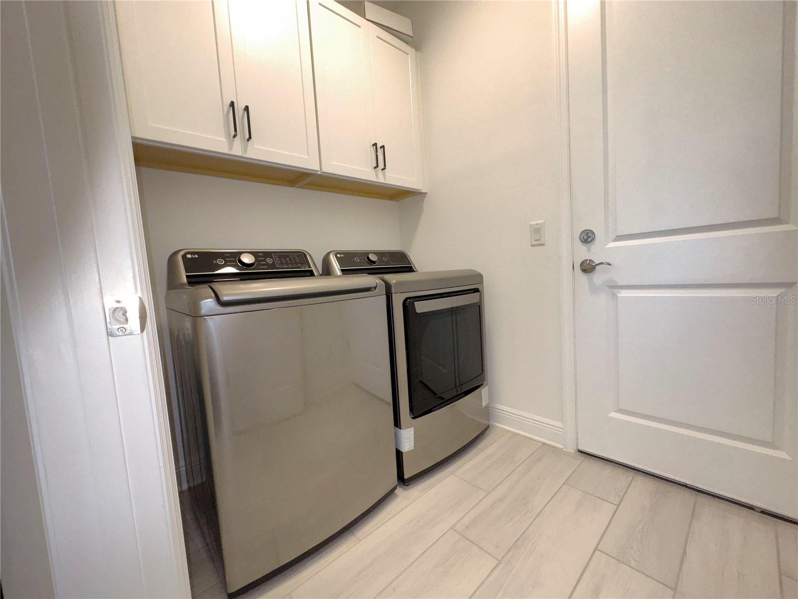 SWEETWATER VILLAS OF LAKEWOOD RANCH - Residential Lease