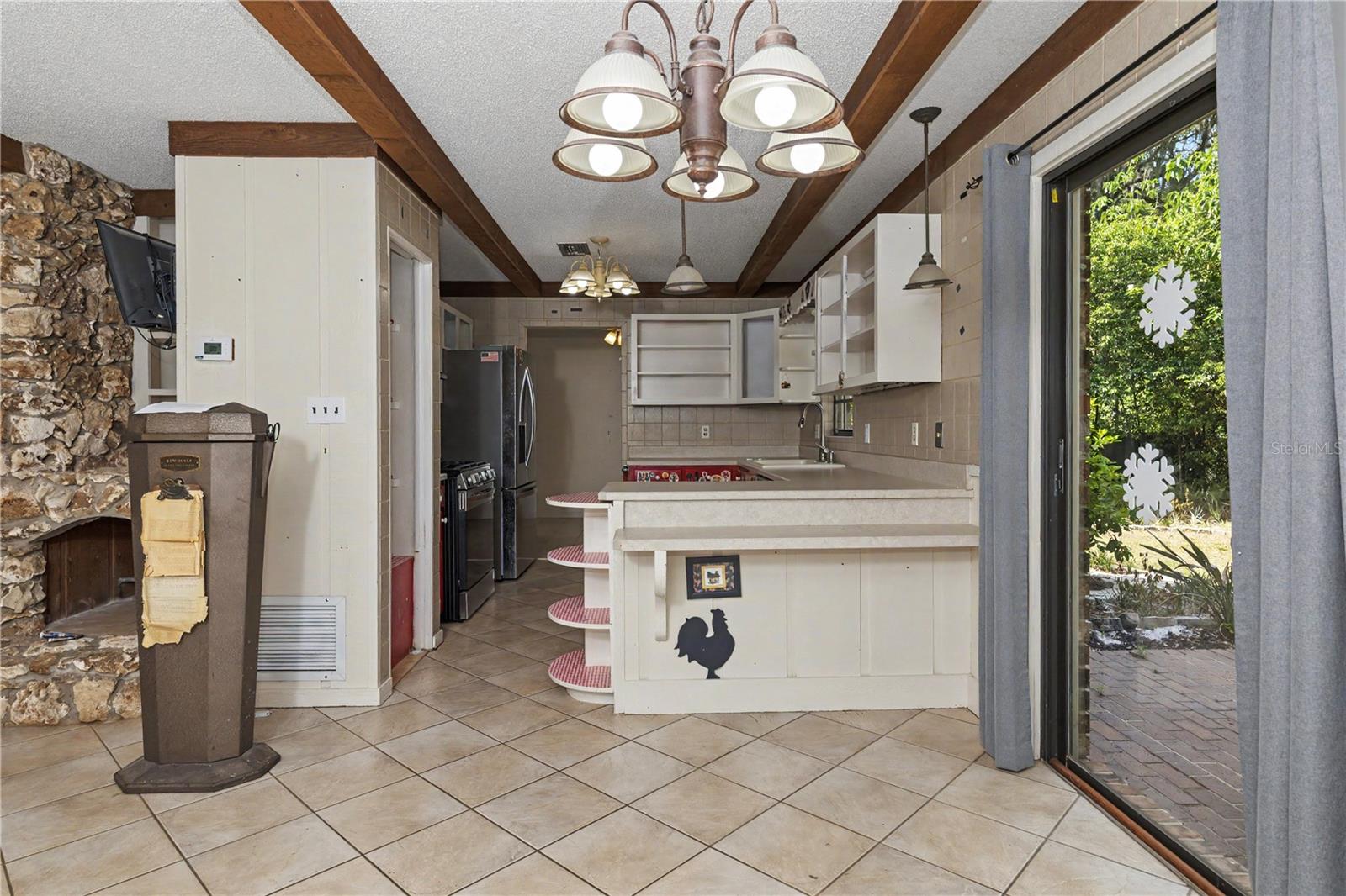 THOMPSON ESTATE - Residential