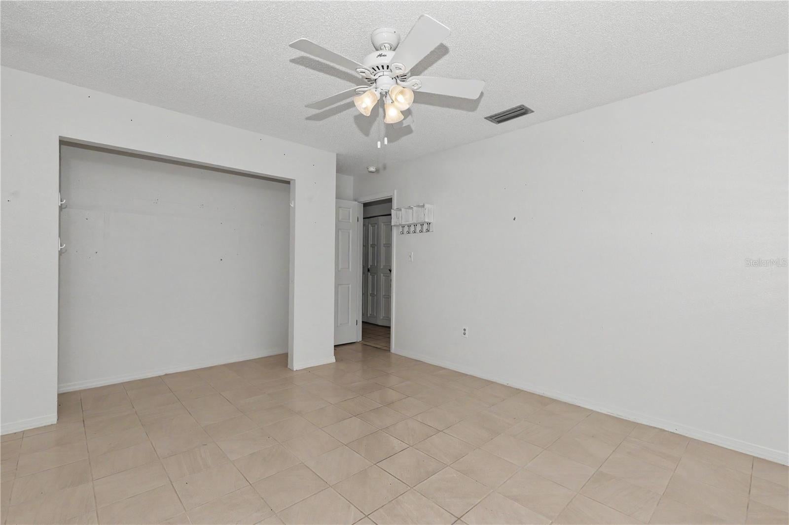 THOMPSON ESTATE - Residential