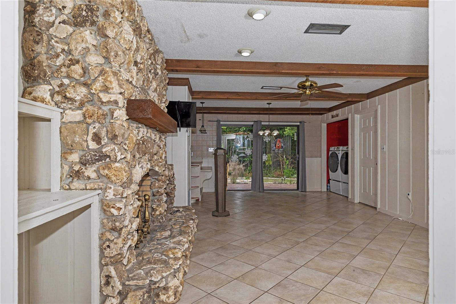 THOMPSON ESTATE - Residential
