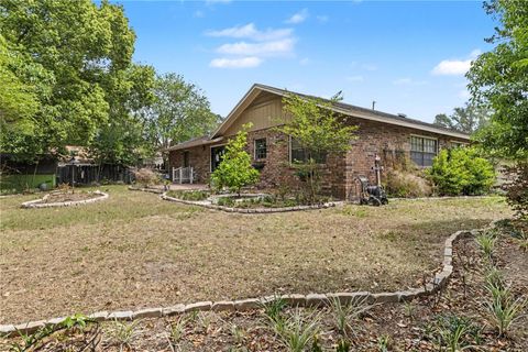 Tiny photo for 536 NE 40th Avenue, Ocala, FL 34470 (MLS # OM724646)