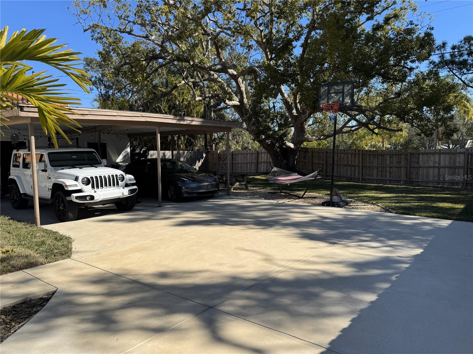 DUNEDIN ISLES 1 - Residential Income