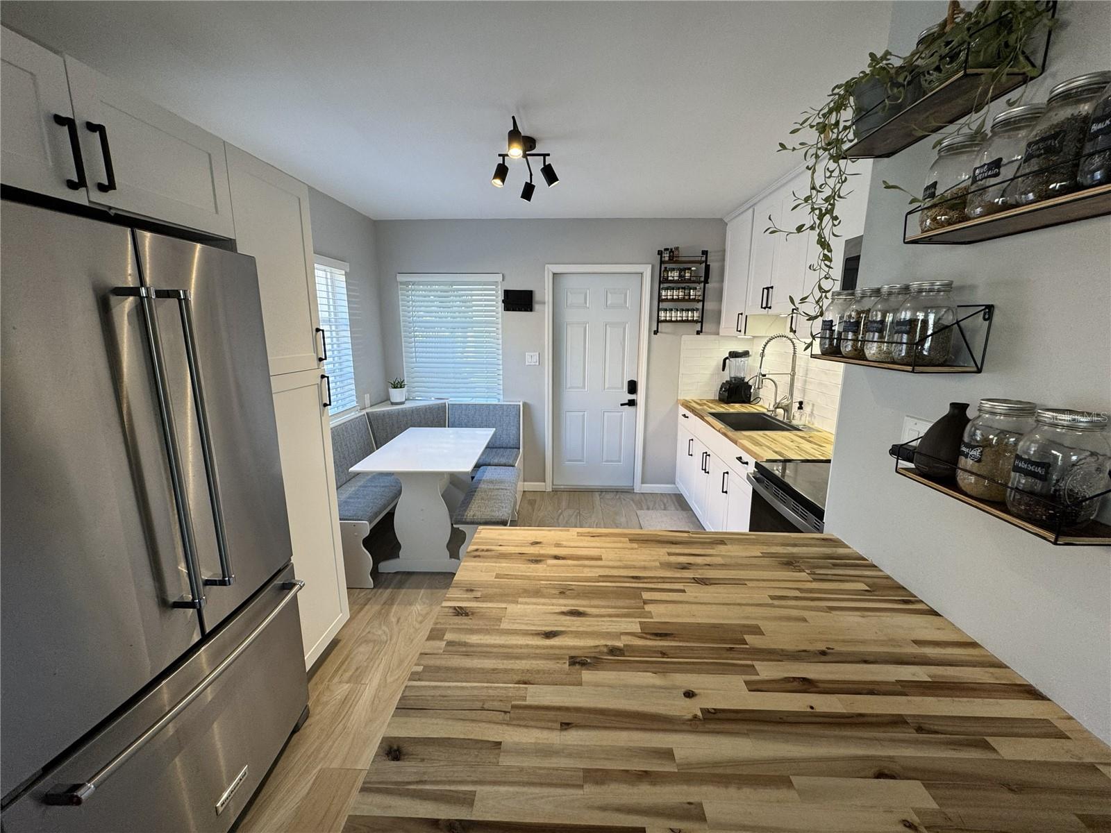 DUNEDIN ISLES 1 - Residential Income