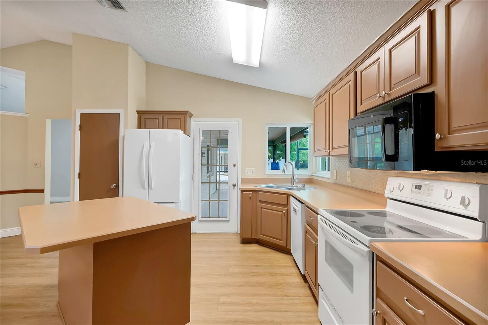 ALAFAYA WOODS PH 08 - Residential