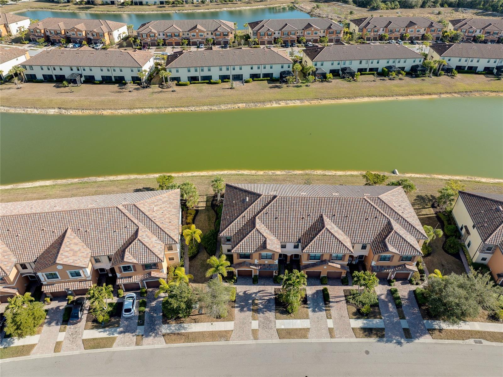 GRAN PARADISO, TWNHMS 1A - Residential