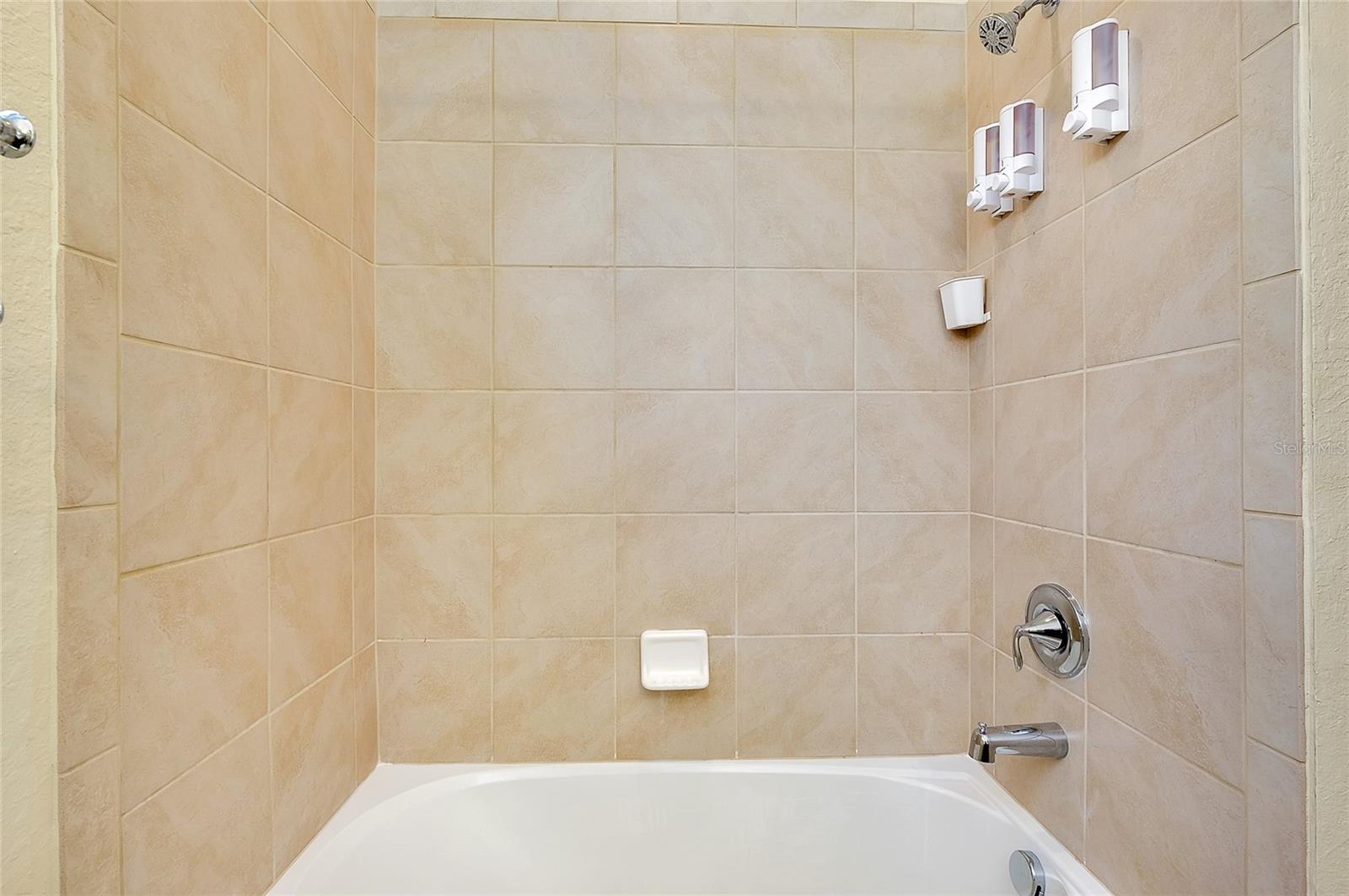 GRAN PARADISO, TWNHMS 1A - Residential