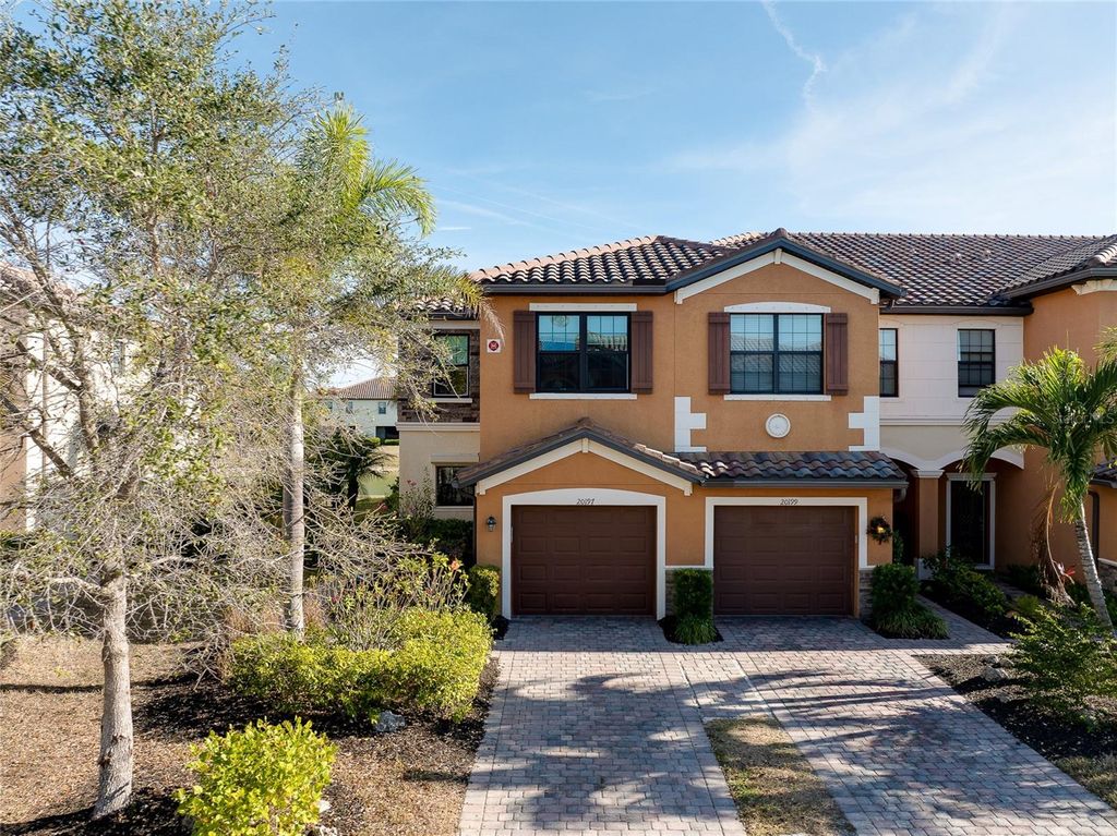 Photo of 20197 Lagente Circle, Venice, FL 34293 (MLS # N6141787)